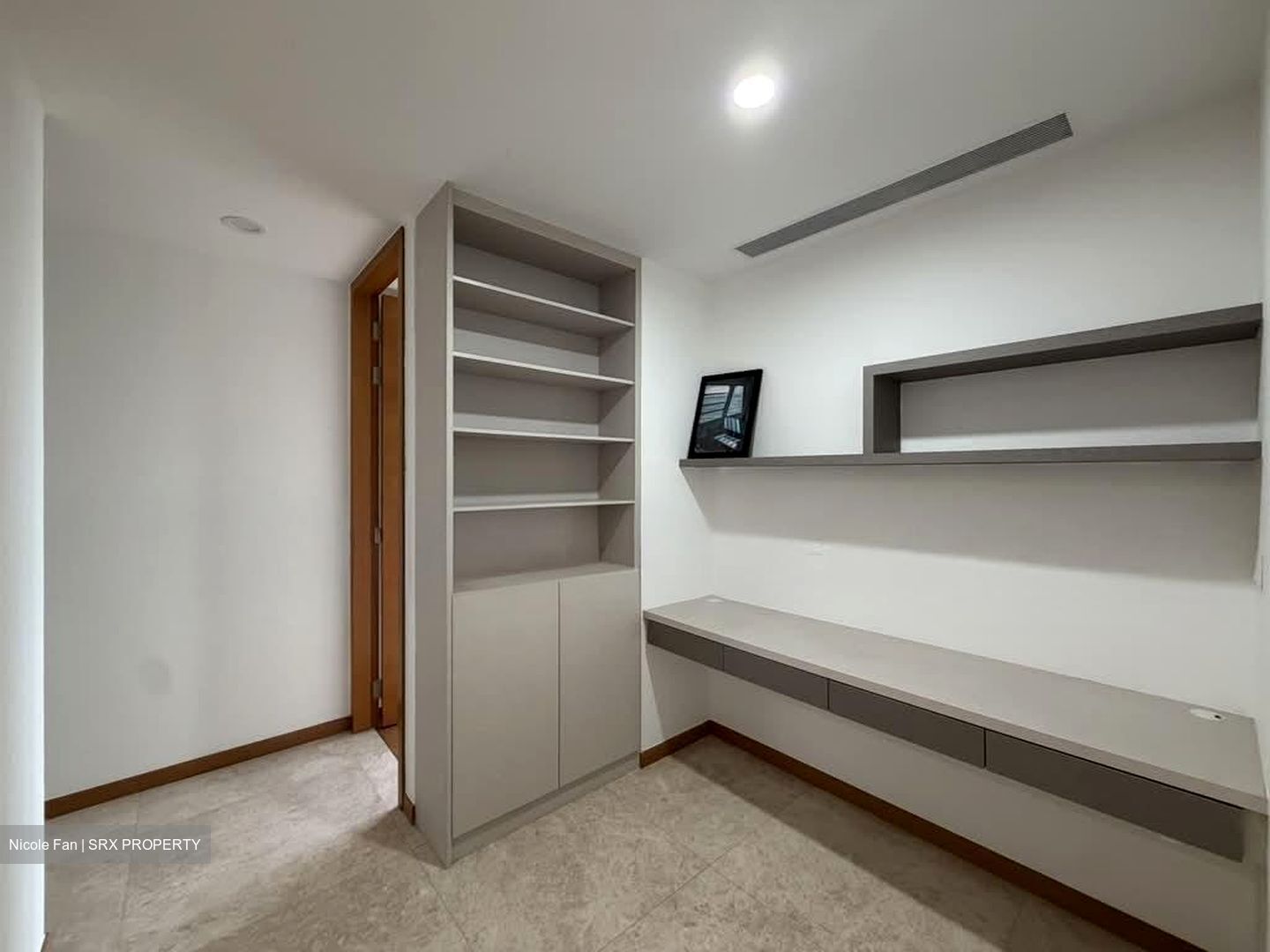 Marina One Residences (D1), Apartment #574584091